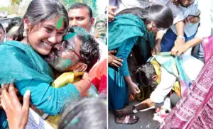 మున్సిపల్ ఎన్నికల్లో గెలుపు.. కూతురి కాళ్లు మొక్కిన తండ్రి