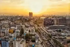 రూ. 80 వేలకు అద్దె ఫ్లాట్.. సూర్యకాంతి కారణమా?