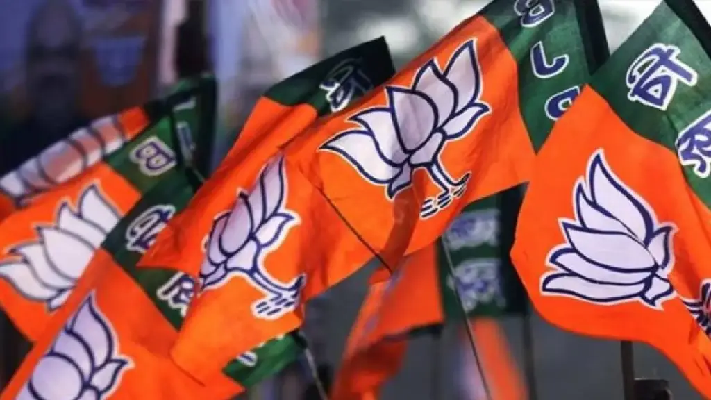 Karimnagar Mayor Election: The excitement has subsided.. Karimnagar Mayor's seat belongs to BJP