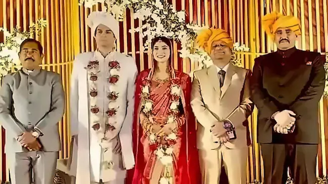 Avi Prasad IAS: అవీ ప్రసాద్ మూడో వివాహం..పెళ్లి ఫొటోలు వైరల్