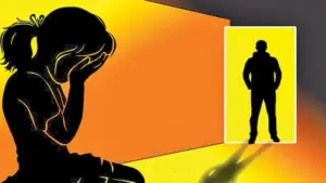 బిర్యానీలో నిద్రమాత్రలు కలిపి బాలికపై ముగ్గురి అత్యాచారం