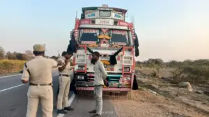 అల్లాదుర్గంలో అక్రమ బియ్యం లారీ పట్టివేత