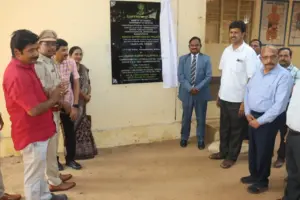 కనుపర్తిపాడు హైస్కూల్‌లో సోలార్ పవర్ ప్రారంభించిన సెంట్రల్ టాక్స్ కమీషనర్