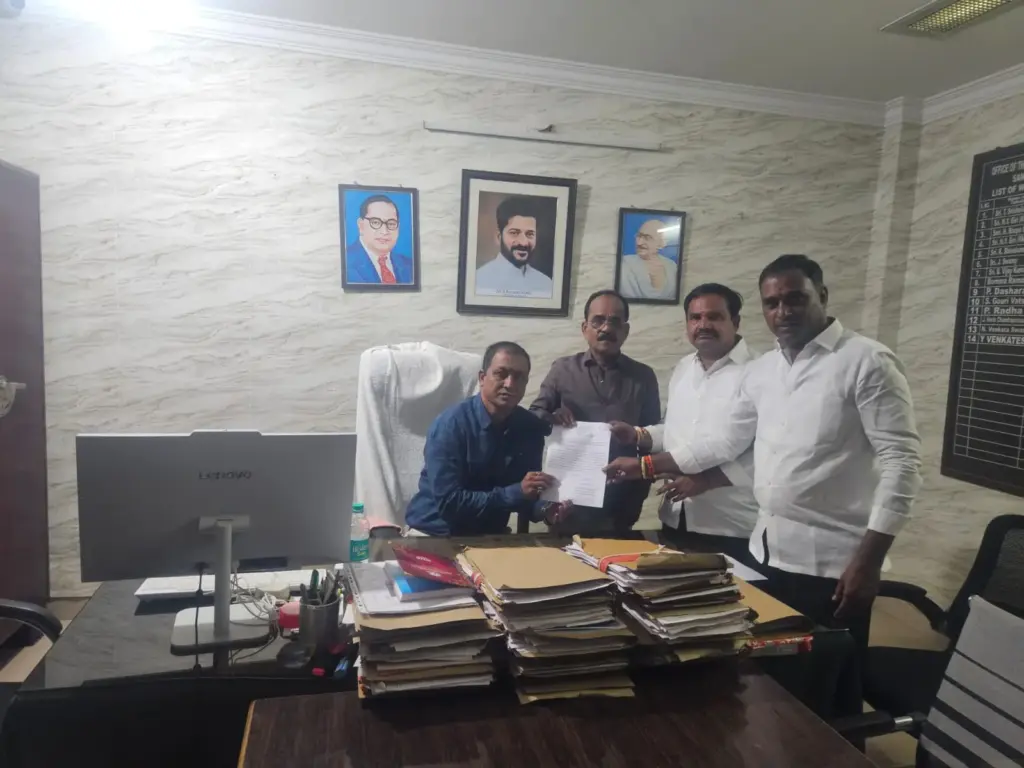 Ameenpur Government Land Encroachment: అమీన్‌పూర్‌లో ప్రభుత్వ భూముల కబ్జా