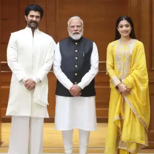 ప్రధాని మోదీని కలిసిన విజయ్ దేవరకొండ దంపతులు