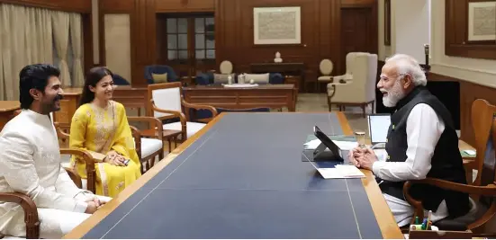 Virosh Wedding: Vijay Deverakonda couple meets Prime Minister Modi