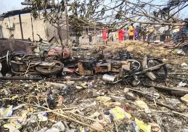 Vetlapalem Blast News Today: వేట్లపాలెంలోని బాణసంచా యజమాని పరారీలో ఉన్నారు: ఆర్‌డీవో