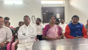 డిల్లీలో లొల్లి.. గల్లీలో దోస్తీ:పద్మాదేవేందర్ రెడ్డి