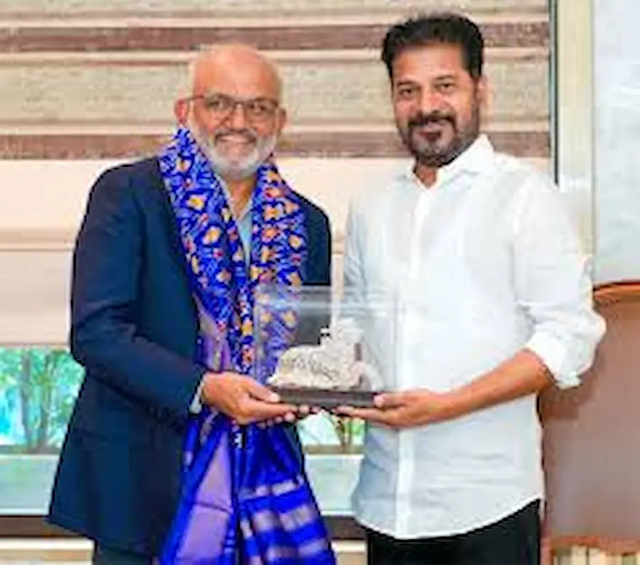 Telangana: ముఖ్యమంత్రి రేవంత్ రెడ్డితో శంతను నారాయణ్ భేటీ