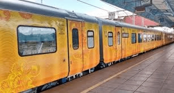 Tejas Express is creating records in revenue