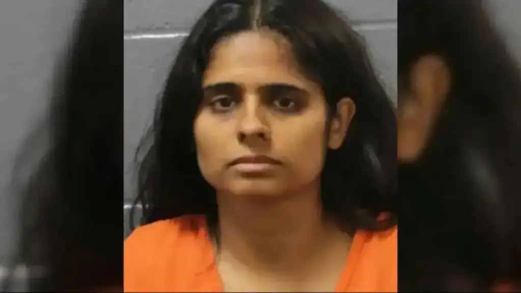 America: కూతురిని చంపి ‘పూల్’ డ్రామా ఆడిన లేడీ డాక్టర్: పోస్ట్‌మార్టంలో బట్టబయలైన అసలు రంగు!