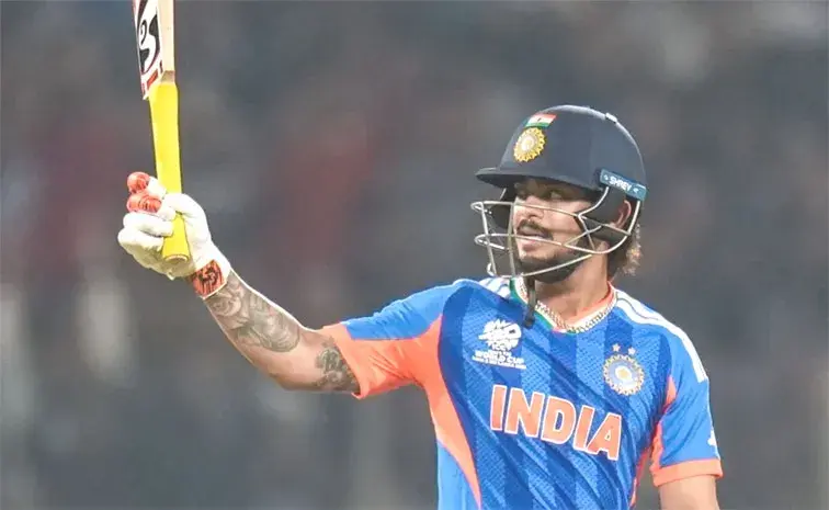 IND vs PAK: యువి రికార్డును బద్దలు కొట్టిన ఇషాన్ కిషన్