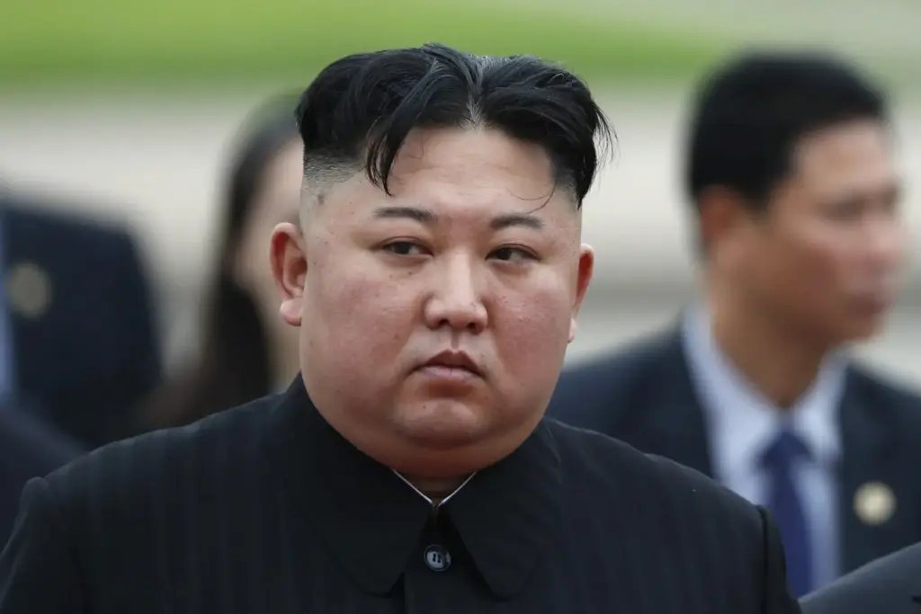 North Korea Warns: బెదిరిస్తే దక్షిణ కొరియాను నాశనం చేస్తాము: కిమ్ జోంగ్ ఉన్