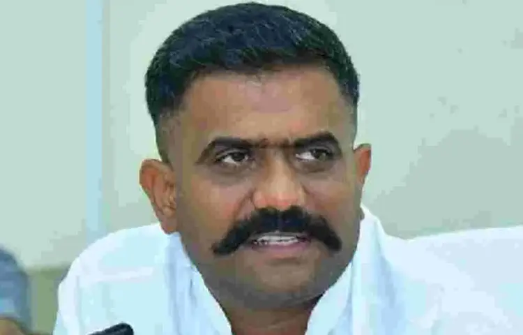 Kethireddy Venkatarami Reddy: క్యారెక్టర్ లేని వాళ్లకు పార్టీలో చోటు లేదు