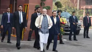 రైలు, మెట్రో, రోడ్లు, టన్నెల్స్‌కు రూ. 1.6 లక్షల కోట్లు ఆమోదం