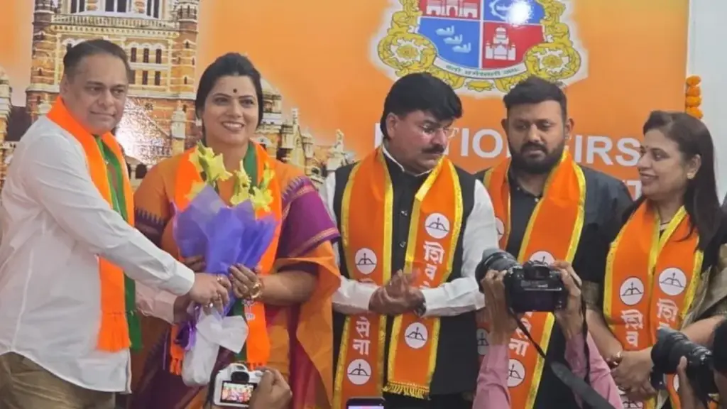 Mumbai: ముంబై మేయర్‌గా రీతూ తాన్డే.. డిప్యూటీ మేయర్‌గా సంజయ్ ఘడి