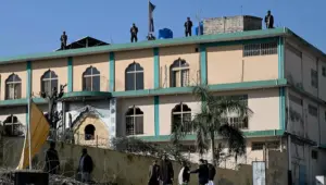 మసీదులో ఆత్మాహుతి దాడిలో 31 మందికి చేరుకున్న మృతుల సంఖ్య