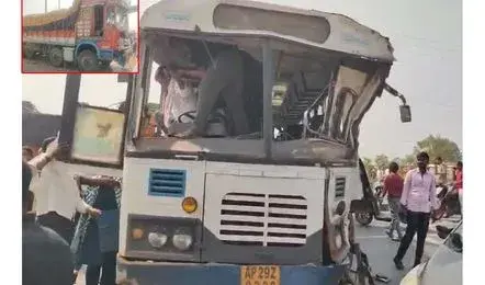 సదాశివపేట బైపాస్ వద్ద ప్రమాదం.. ఆర్టీసీ బస్సును ఢీకొన్న లారీ