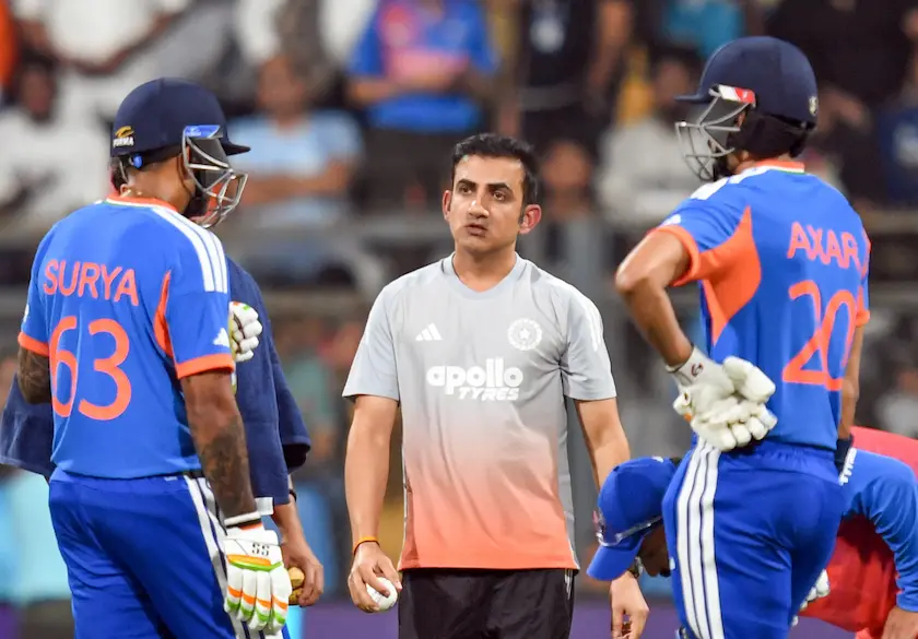 టీమిండియా ఆటగాళ్లకు గంభీర్ ప్రత్యేక ఆతిథ్యం