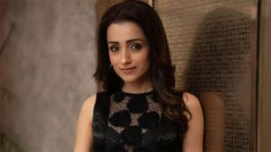 బిజెపి నేతకు వార్నింగ్ ఇచ్చిన త్రిష