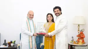 అమిత్ షాను రిసెప్షన్‌కు ఆహ్వానించిన కొత్త జంట