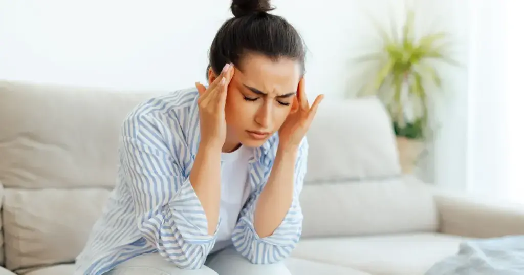 Headache in Winter: ఉదయం లేవడంతోనే కళ్ళు తిరుగుతుంటే ఈ రోగ లక్షణాలకు సంకేతం