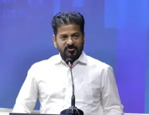 ప్రభుత్వ స్కూల్ విద్యార్థులకు ఉచిత రవాణా: సీఎం రేవంత్