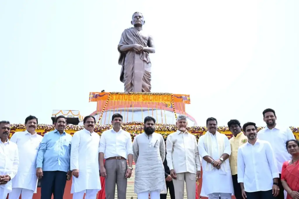 Potti Sriramulu: ఇకపై 'స్టాట్యూ ఆఫ్ శాక్రిఫైస్'గా నామకరణం.. సీఎం చంద్రబాబు