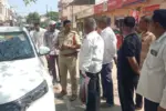 Nizamabad robbery: క్షణాల్లో కారు అద్దాలు పగలగొట్టి రూ. 3 లక్షలు దోపిడీ