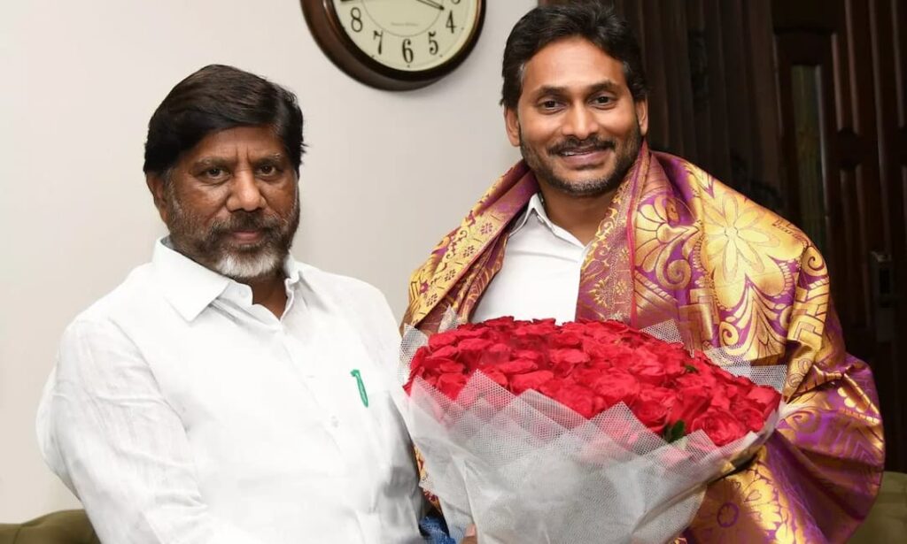 YS Jagan meeting : జగన్‌ను కలిసిన భట్టి, వివాహ ఆహ్వానం అందజేత