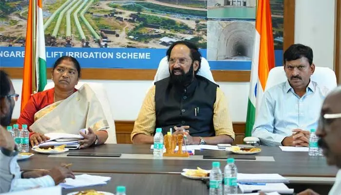Mulugu Irrigation Projects: ఇరిగేషన్ ప్రాజెక్టులపై మంత్రుల సమీక్ష