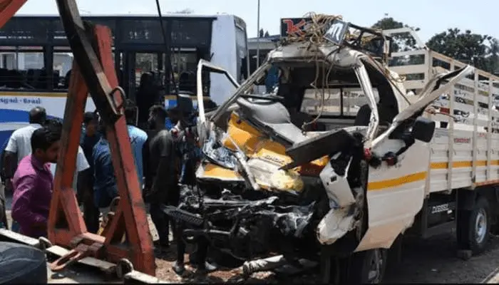 Salem Accident: Bus accident.. 8 people including an 11-month-old child died