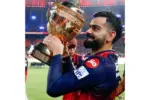 RCB కి కోహ్లీనే ఊపిరి: ఏబీ డివిలియర్స్