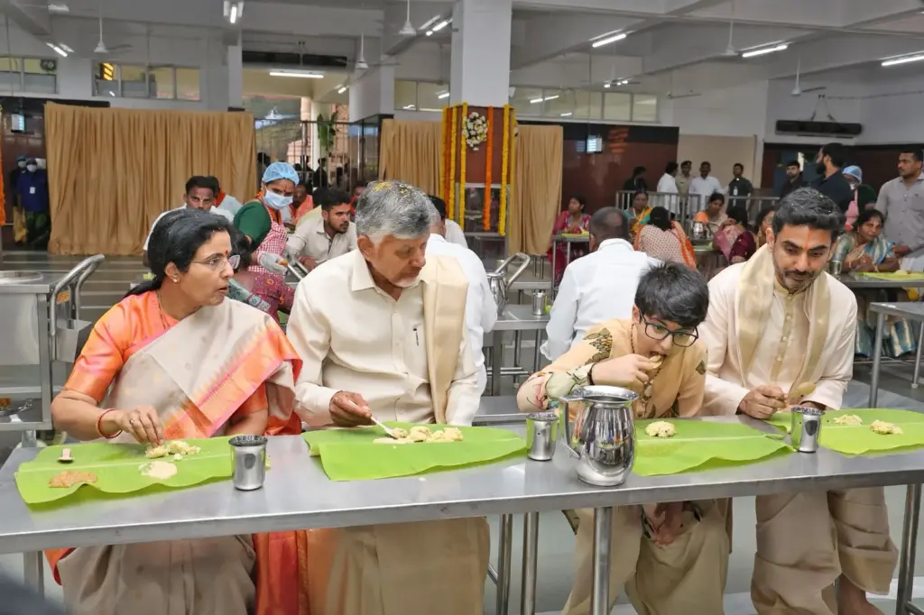 ap-cm-chandrababu-naidu-tirumala-visit-annaprasadam-donation-lab-inauguration