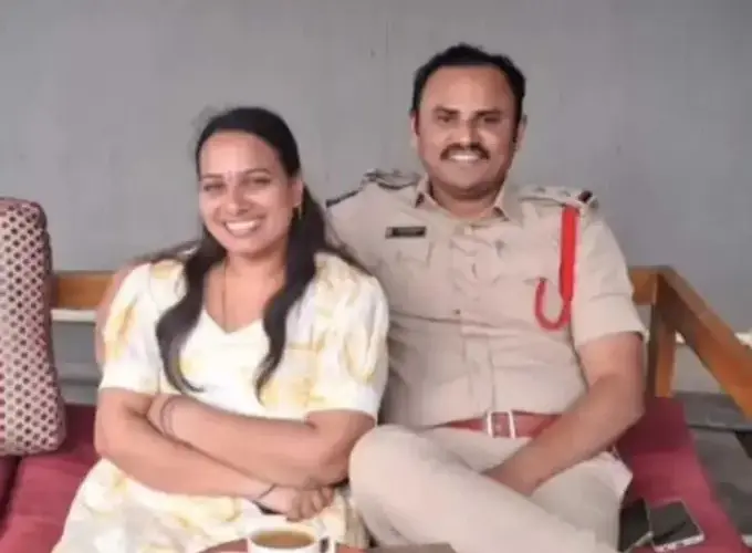 karimnagar-si-chandrashekhar-suicide-wife-death-dispute-allegations