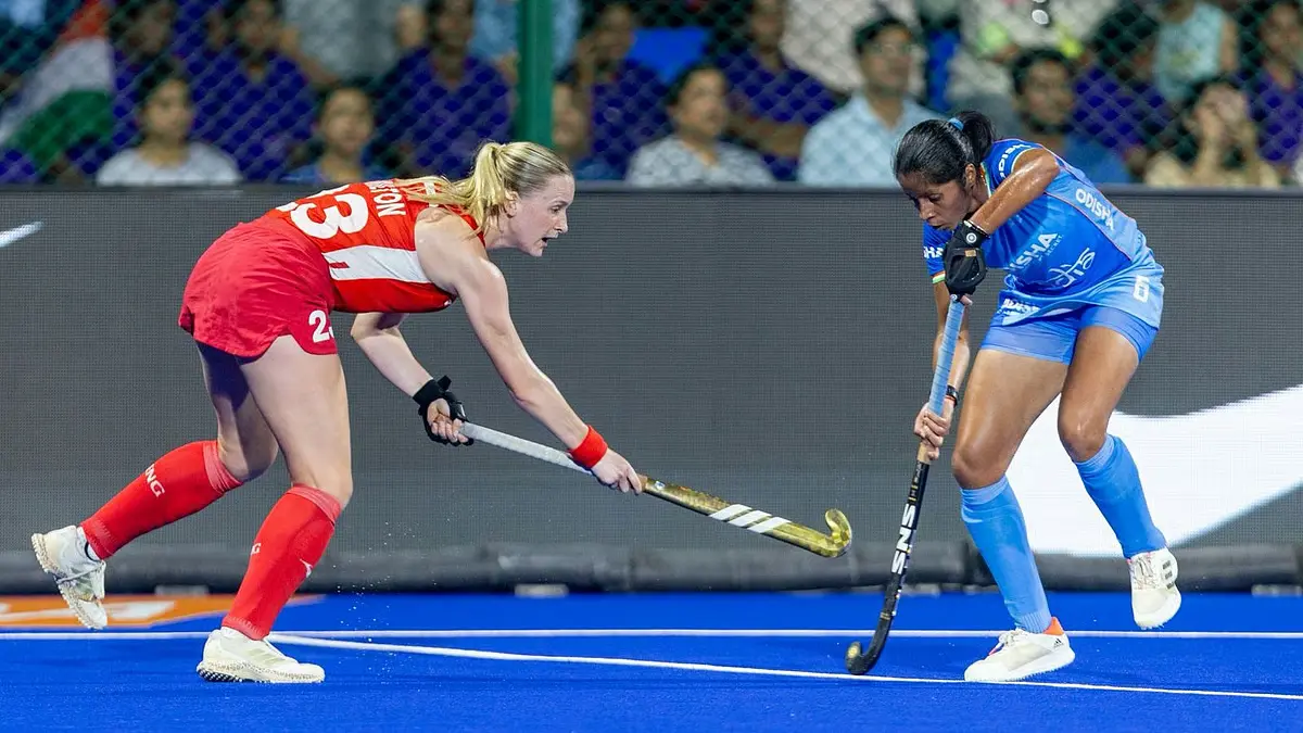 India vs England Hockey: ఫైనల్లో భారత్ తడబాటు: ఇంగ్లండ్ సొంతమైన టైటిల్