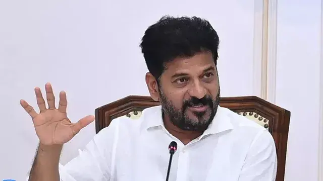 Telangana Collectors Meeting: పలువురు కలెక్టర్లపై సీఎం రేవంత్ ఆగ్రహం