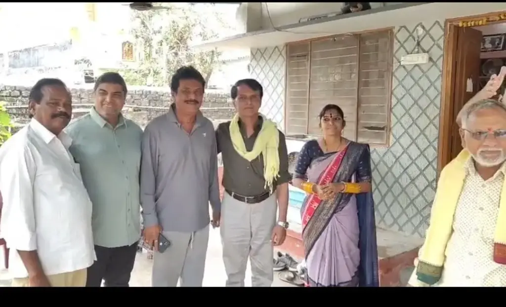 Maoist Leader Abhay: అభయ్ కొత్త అడుగుఅడవిబాట నుంచి అన్న ఒడికి