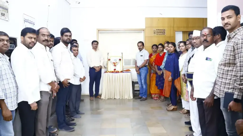 Duddilla Sripada Rao: ఘనంగా దుద్దిళ్ల శ్రీపాదరావు జయంతి వేడుకలు.