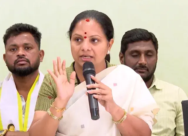 Telangana Budget: తెలంగాణ బడ్జెట్ పై కల్వకుంట్ల కవిత తీవ్ర విమర్శలు