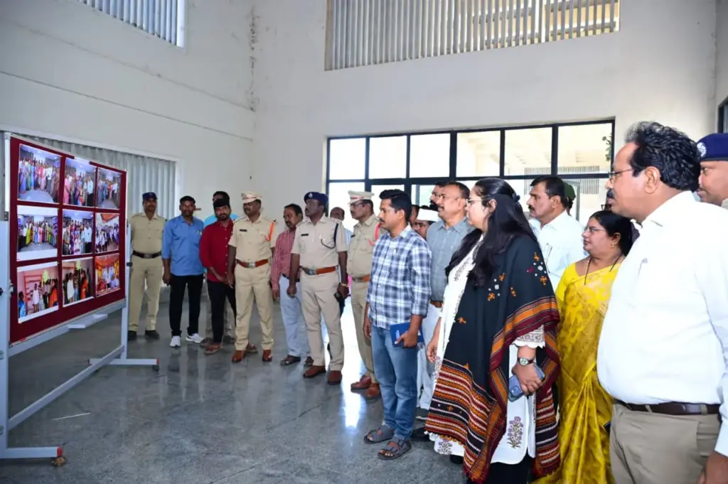 Pratima Singh: ప్రజా ప్రతినిధులు, అధికారులు సమన్వయంతో పని చేయాలి