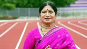 తెలంగాణ మహిళా కాంగ్రెస్ నూతన అధ్యక్షురాలిగా ఎర్రబెల్లి స్వర్ణ