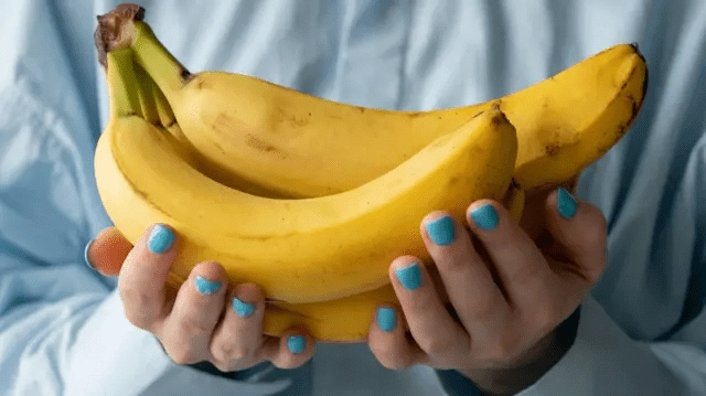 Is it good to eat bananas when you have a cold?