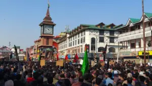 భారీ నిరసనలు.. శ్రీనగర్‌లో ఇంటర్నెట్ సేవల నిలిపివేత