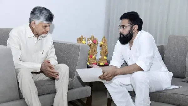 AP Politics: చంద్రబాబుతో పవన్ కీలక భేటీ
