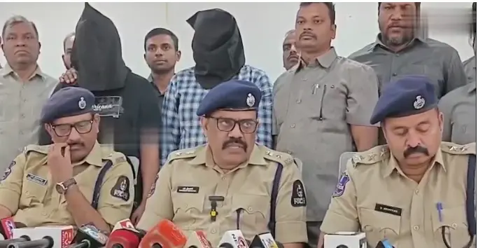 Hyderabad Drugs: విద్యార్థి వీసాపై వచ్చి స్మగ్లింగ్.. ఇద్దరు విదేశీయులు అరెస్ట్!