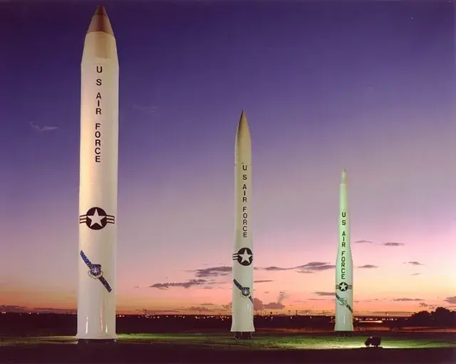 Minuteman III: 20 times more powerful than the Hiroshima bomb!