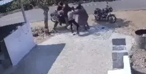 కారుకు అడ్డొచ్చాడని వ్యక్తిపై సర్పంచ్ దాడి