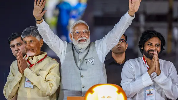 AP Politics: కేంద్ర కేబినెట్‌లోకి జనసేన? ఏపీలోనూ మంత్రివర్గ విస్తరణకు రంగం సిద్ధం!