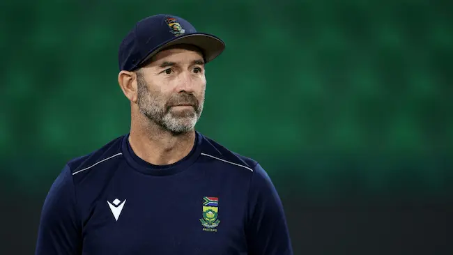 Rob Walter: టీమిండియానే ఫేవరెట్.. కానీ! ట్రోఫీ గెలుస్తుందని గ్యారెంటీ లేదు